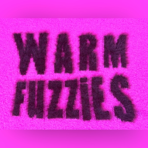 A New Day Warm Fuzzies Graphic Sweater size Medium - Picture 8 of 13